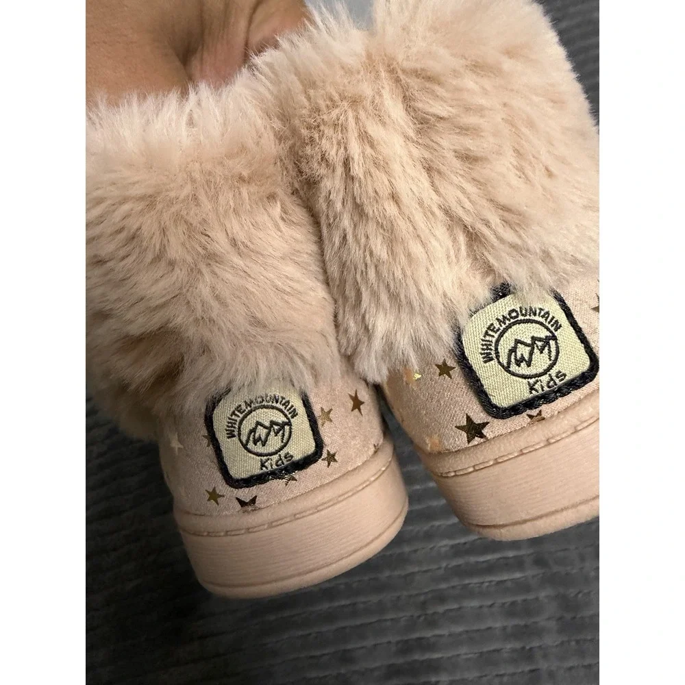 Little Grils Size 6 White Mountain Boots